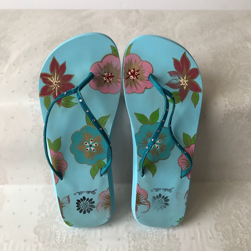 Yellow Box Flip Flop Sandals Blue Floral Size 37